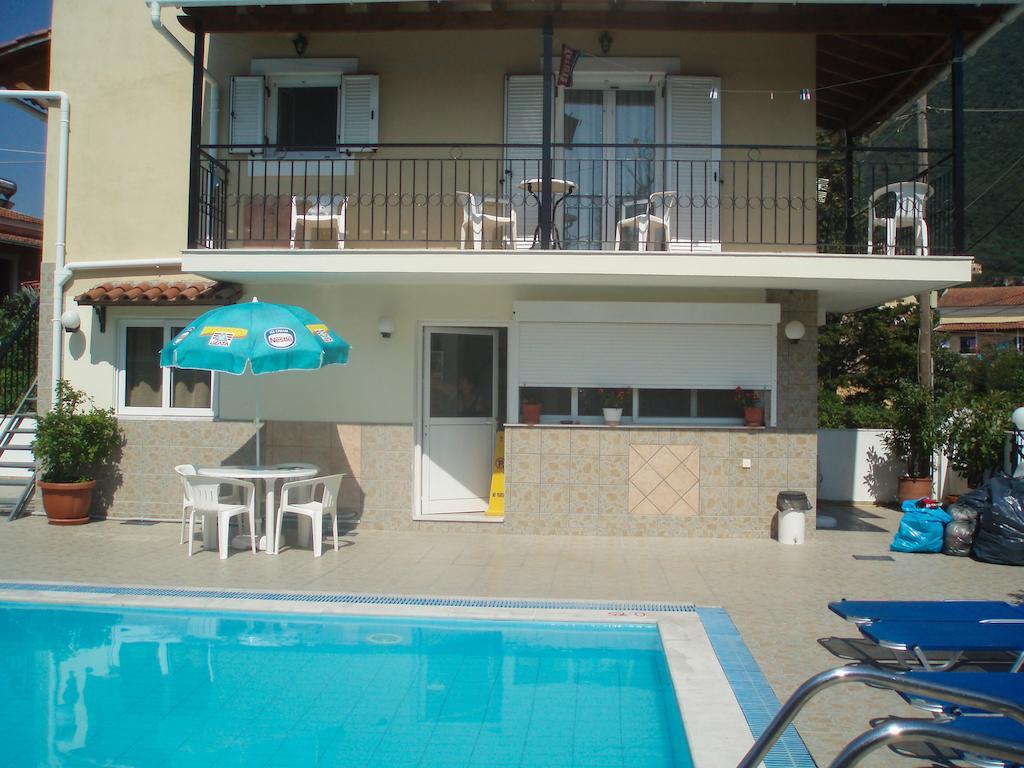 Marilena Apartments & Studios Ipsos Luaran gambar