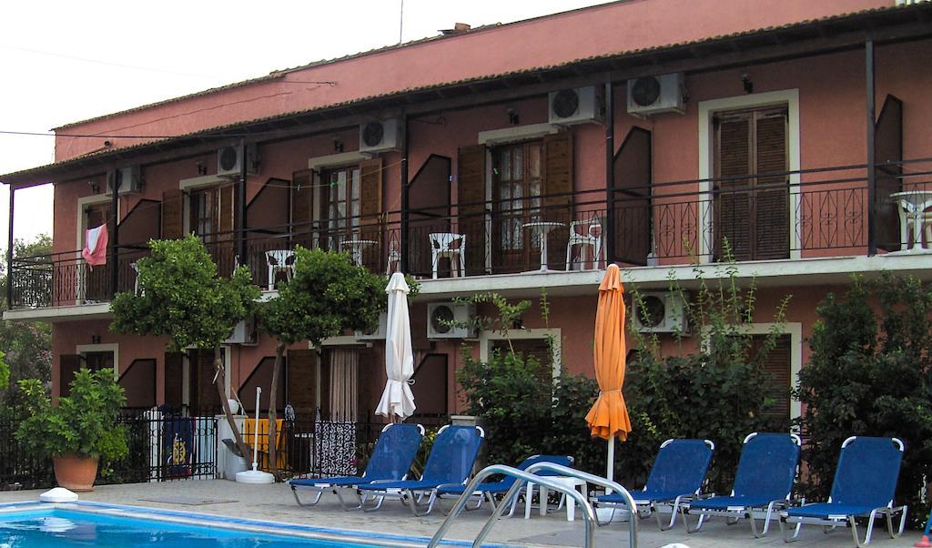 Marilena Apartments & Studios Ipsos Luaran gambar