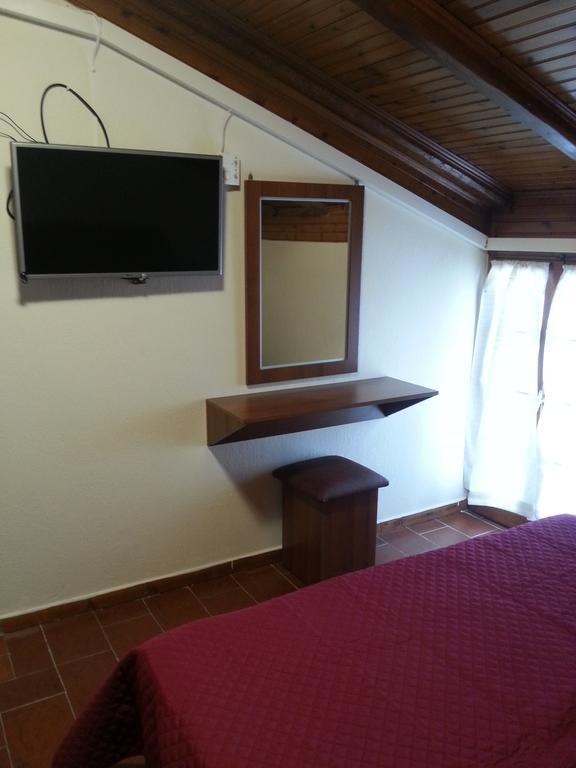 Marilena Apartments & Studios Ipsos Luaran gambar