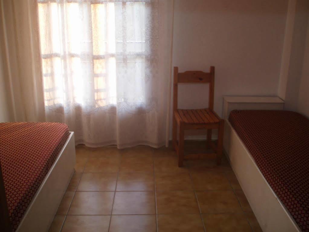 Marilena Apartments & Studios Ipsos Luaran gambar