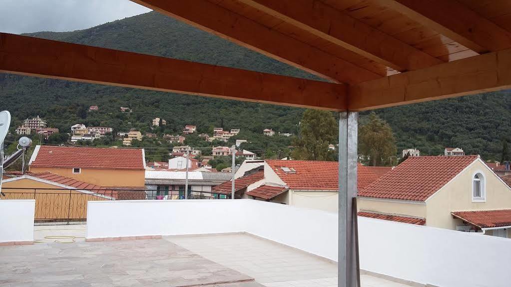 Marilena Apartments & Studios Ipsos Luaran gambar