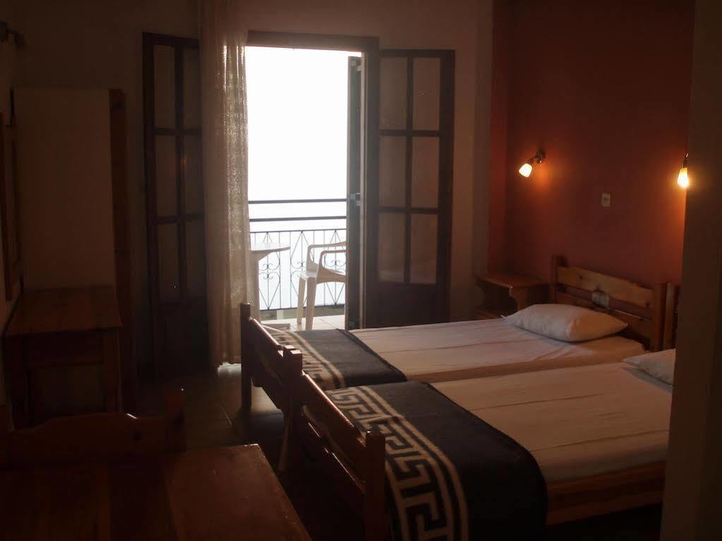 Marilena Apartments & Studios Ipsos Luaran gambar