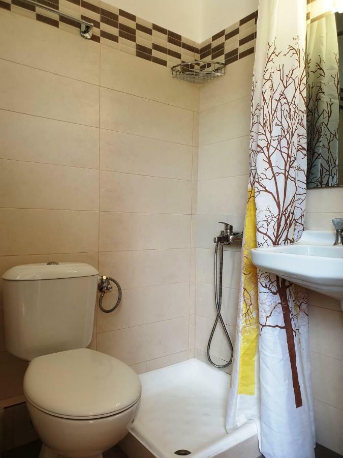 Marilena Apartments & Studios Ipsos Luaran gambar