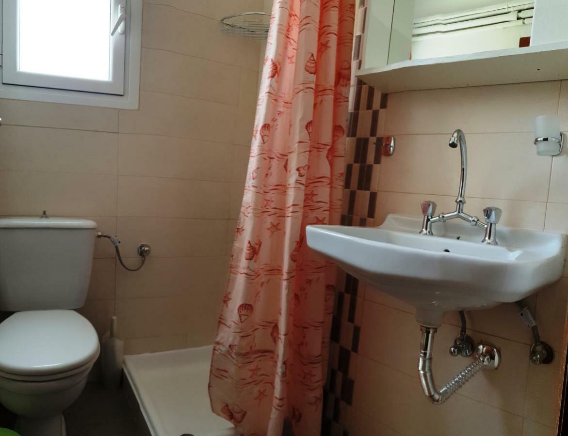 Marilena Apartments & Studios Ipsos Luaran gambar