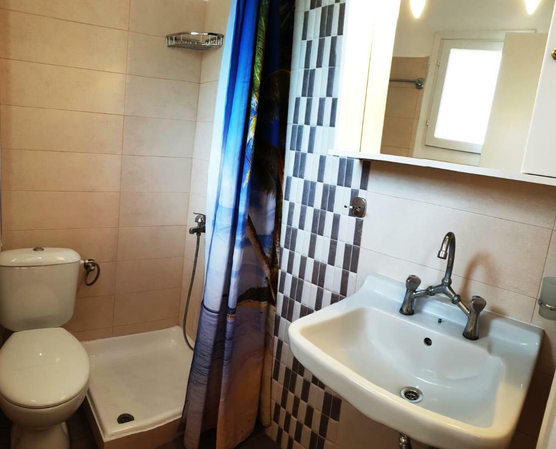 Marilena Apartments & Studios Ipsos Luaran gambar